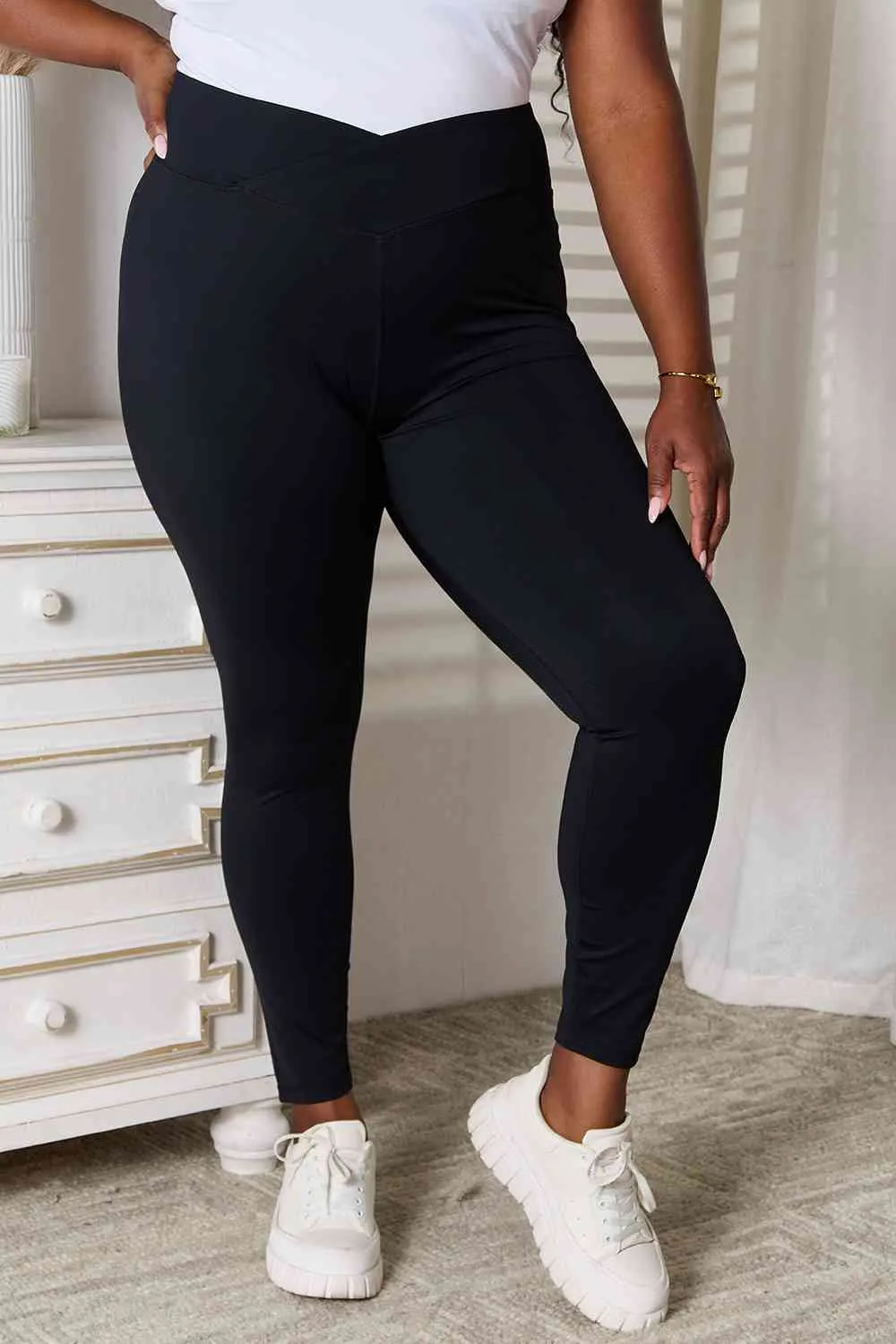 Basic Bae V-Waistband Sports Leggings