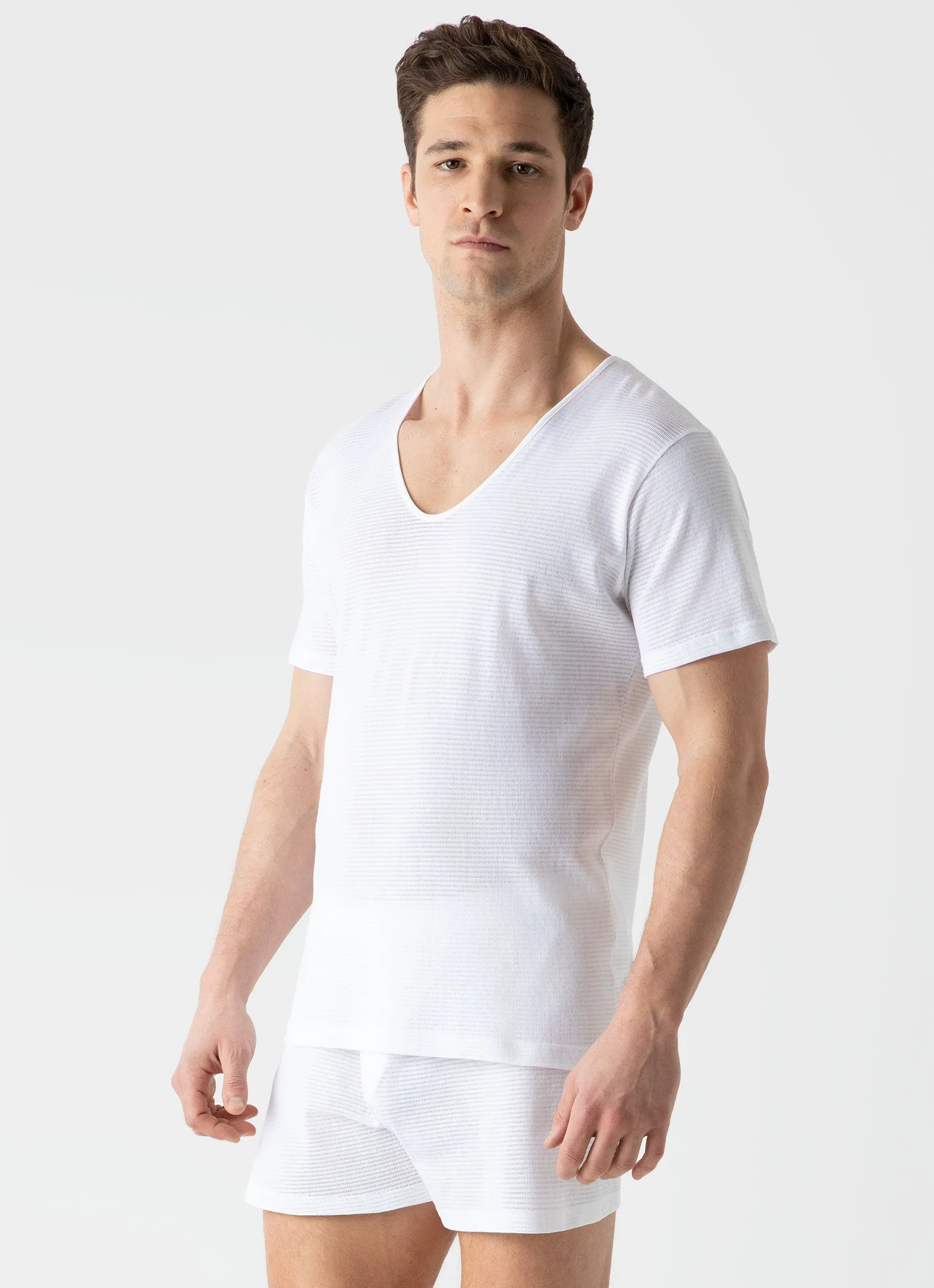 Men's Cellular Cotton V-neck Underwear T-shirt in White