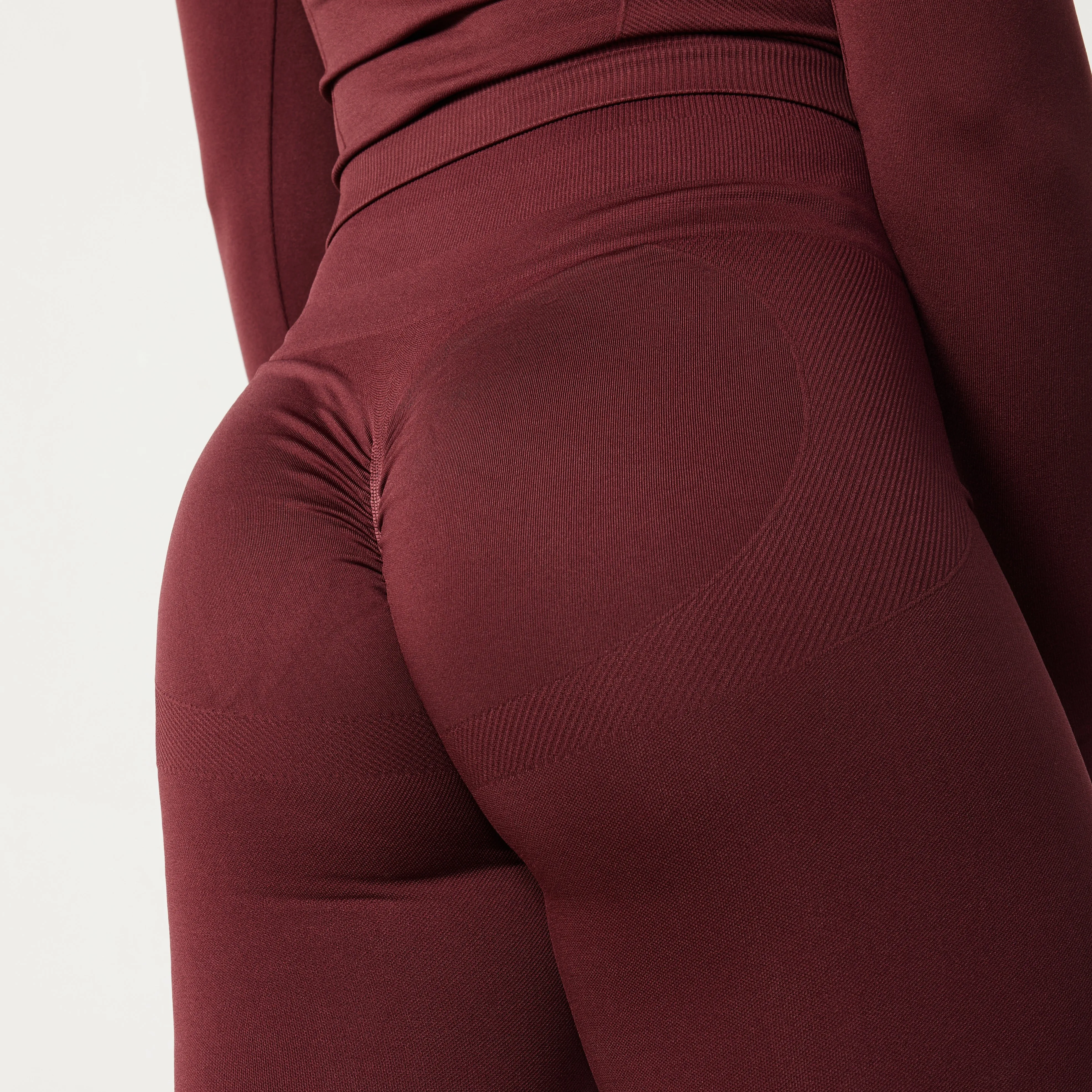 Vanquish Elevate Seamless Burgundy Leggings